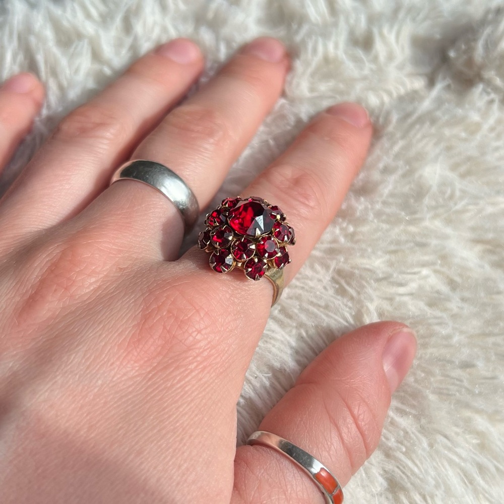 Vintage Garnet Cluster Ring